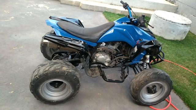 Quadriciclo 250cc kzuki!!!