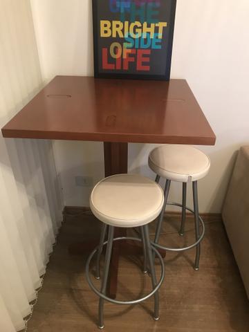 Mesa alta tok Stok semi nova - venda apenas mesa