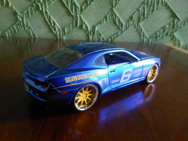 Miniatura Camaro Sunoco 1:24