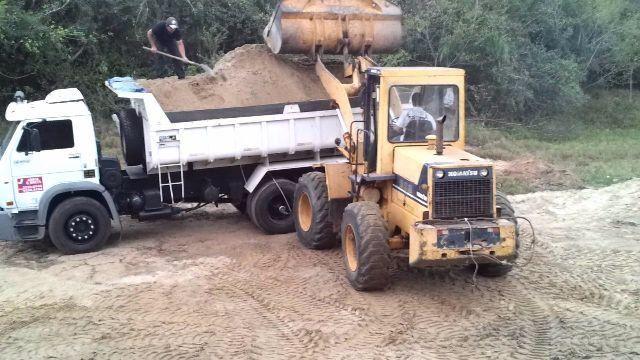 Pedra / Areia / Areola / Ferragens