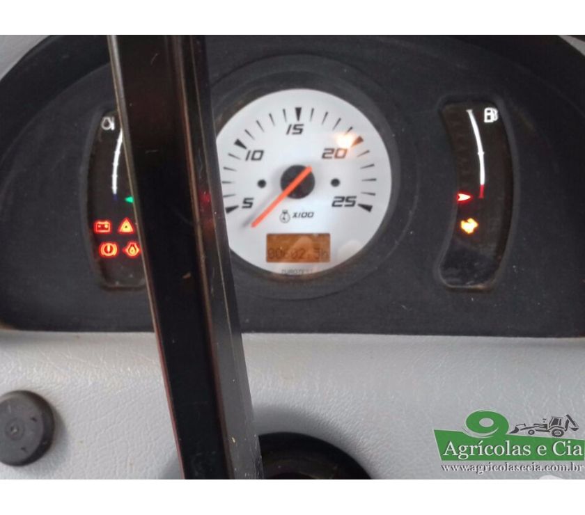 Trator Massey Ferguson x4 Apenas 600 Horas - Cabinado!