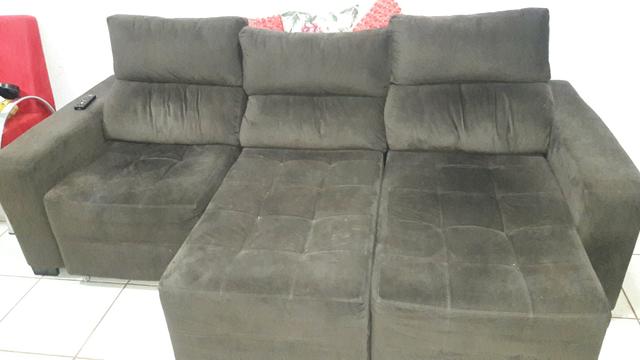 Vende -se Sofá Retrátil, Rack e Poltronas