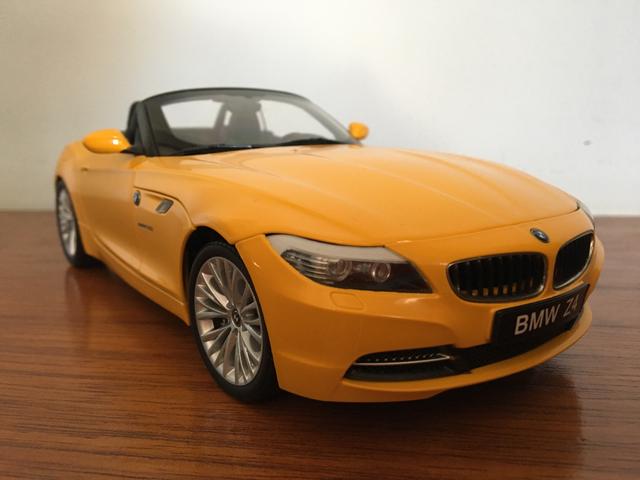 BMW z Kyosho - RARÍSSIMA