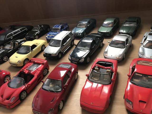 Coleção Carros de Miniatura 1:18