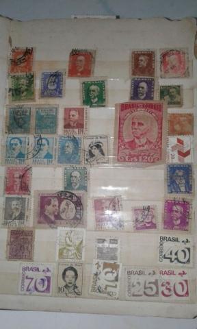 Coleção de selos antigos e raros