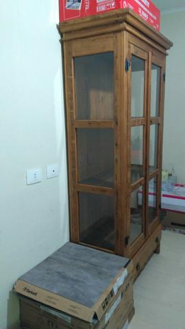 Cristaleira de Madeira de Demolição