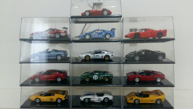 Miniaturas da Ferrari escala 1x43