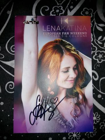 Postcard autografado por Lena Katina