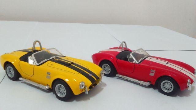 Réplica Miniatura rara do Shelby Cobra - todo de metal