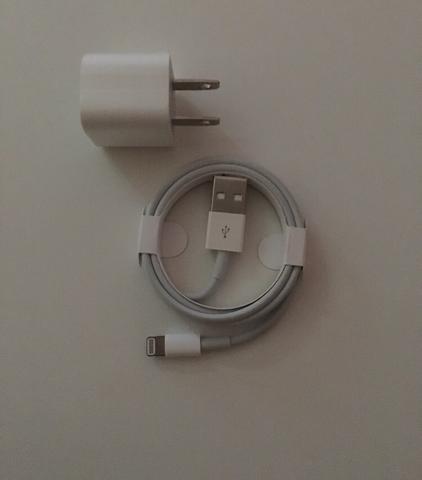 Carregador original do iPhone 7