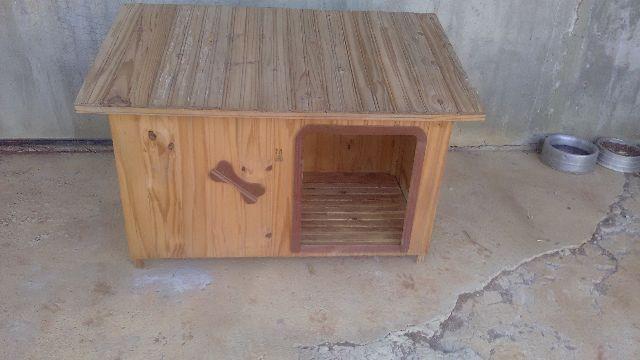 Casa de Cachorro em madeira