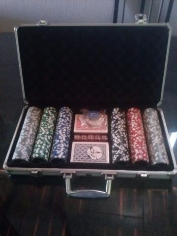 Maleta poker