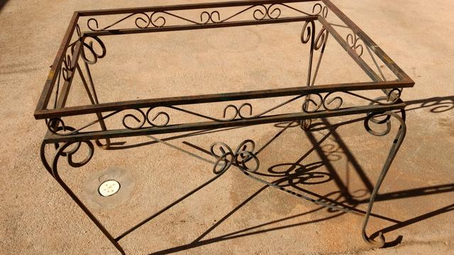 Messa de metal vintage