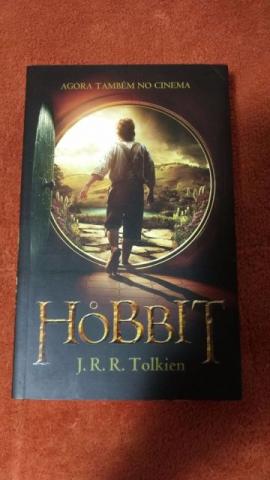 O Hobbit - J R R Tolkien