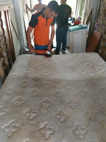 Removemos toda sujeira do colchão 