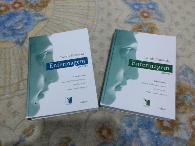 2 livros de enfermagem