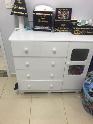 Guarda roupa e cômoda