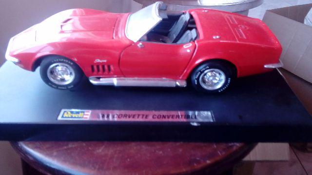 Miniaturas de carros Maisto  Corvette Convertible