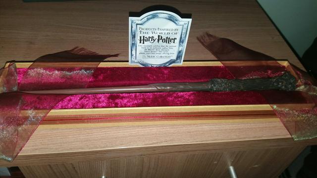 Varinha Harry Potter Original Noble Colection