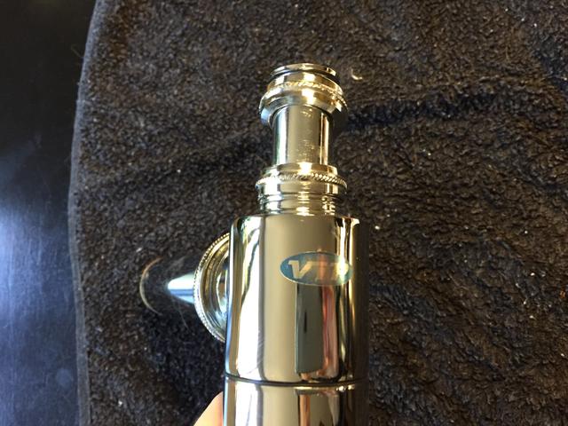 Sifao metálico para lavatório - usado