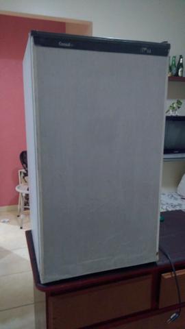 Frigobar R$ 300