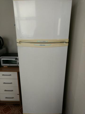 Geladeira Eletrolux
