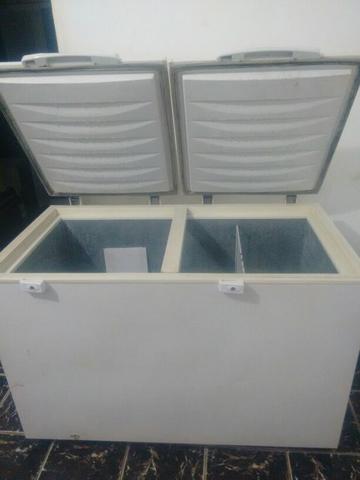 Vendo freezer em bom estado de conservação 