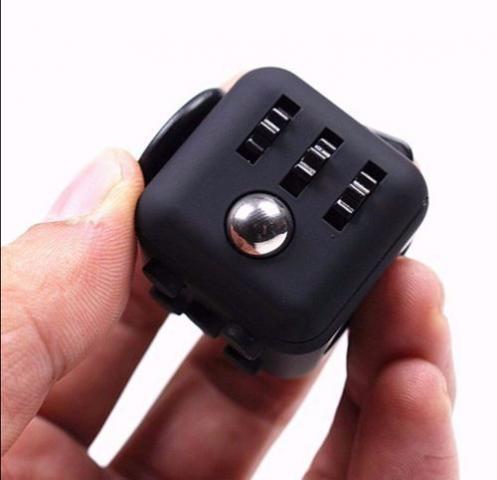 Fidget Cube, Cubo Original da Quanta