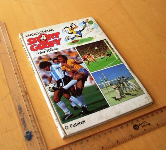 Raridade - Enciclopédia Sport Goofy Nº 6 - O Futebol