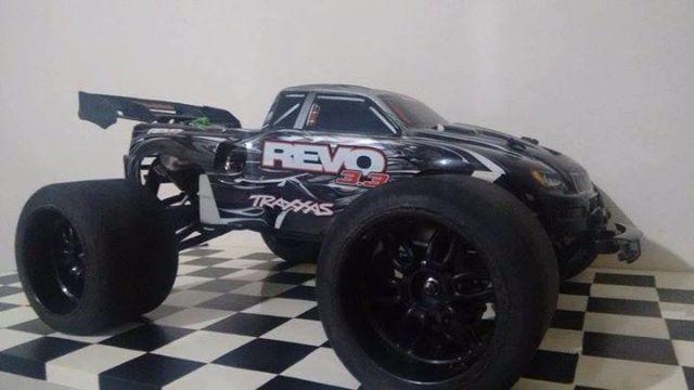 Automodelo Traxxas Revo 3.3 Nitro Completa (Ler