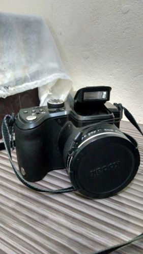 Câmera Kodak semi nova