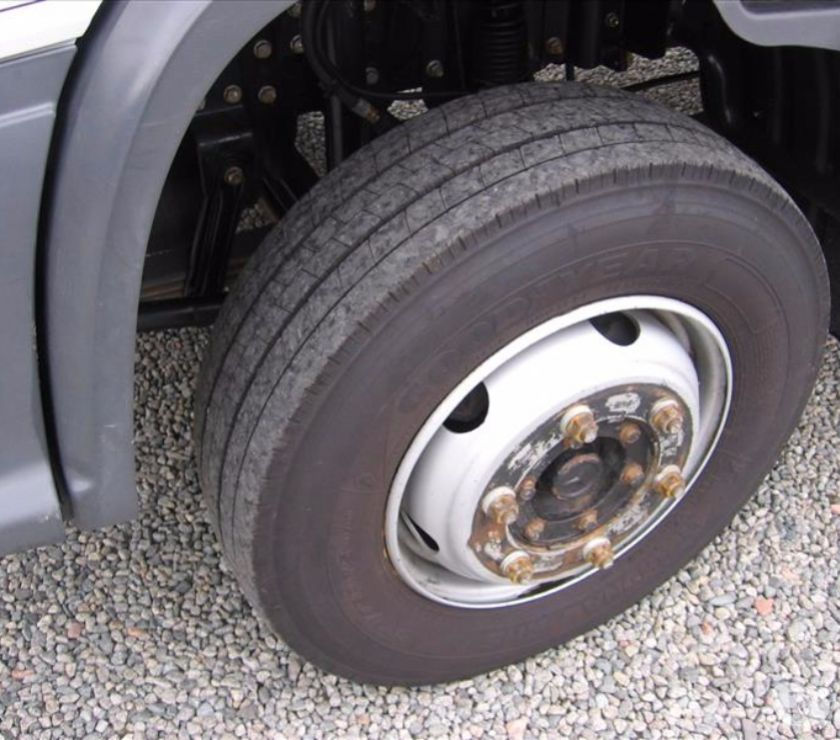 MERCEDES BENZ MB 101