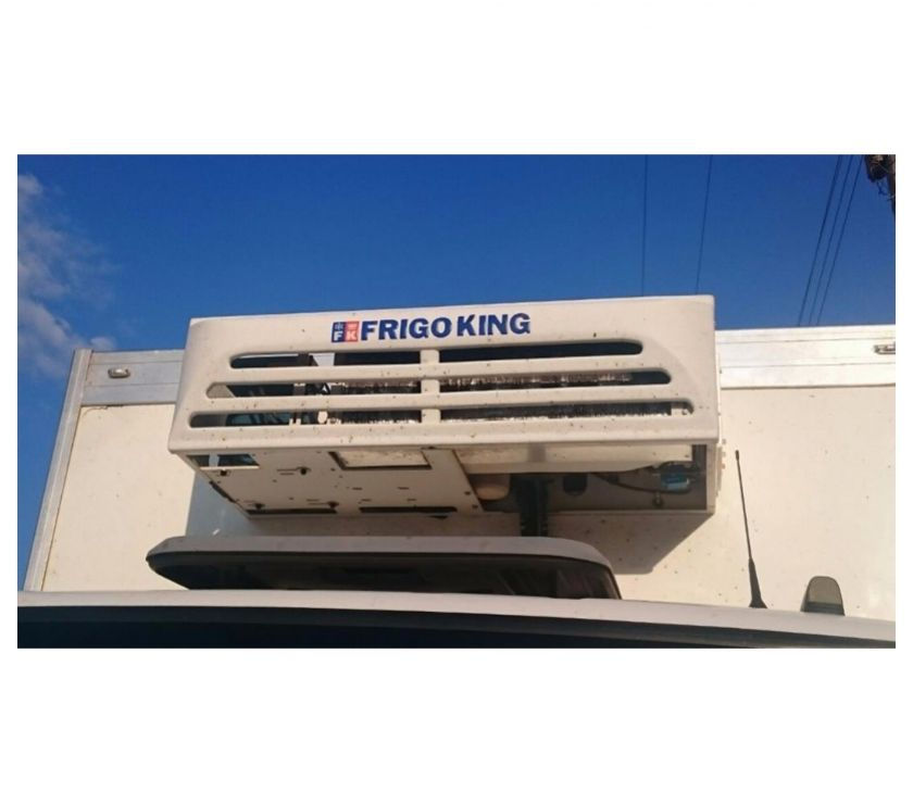 mb  accelo bau refrigerado 