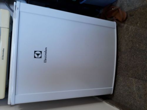 vendo frigobar eletrolux 80 l cold drink