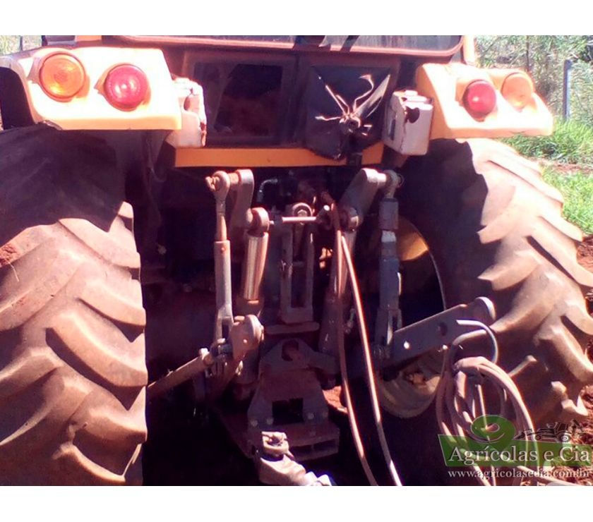 Trator Valtra A x4 (Único Dono - Cabine Com Ar!)