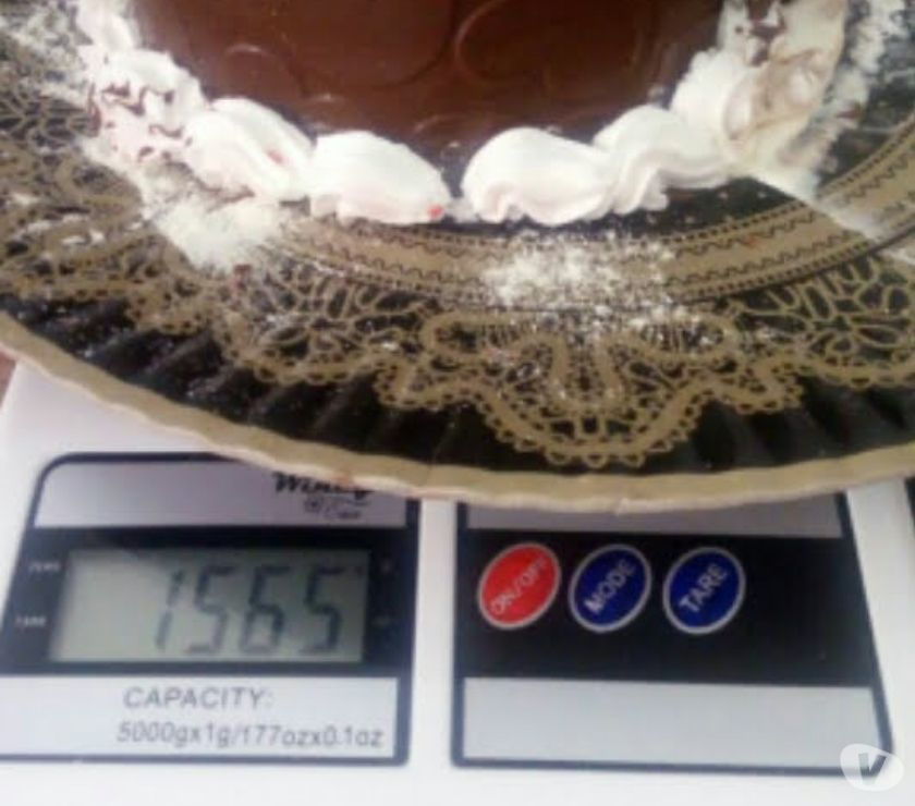 Chocotone trufado com placa de chocolate