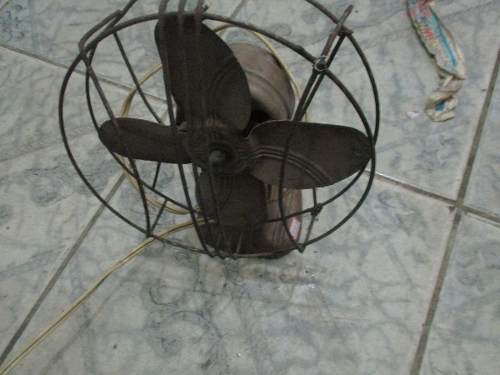 Ventilador Antigo Funcionando