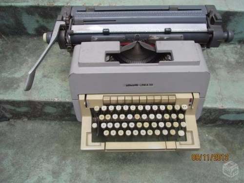 Máquina De Escrever Datilografar Olivetti Linea 98