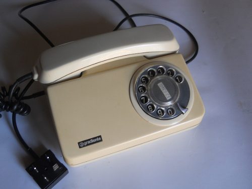Antigo Telefone