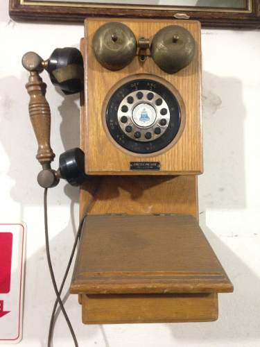 Telefone Antigo De Parede Reprodução Importado Digital
