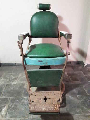 Cadeira de Barbeiro Ferrante Retrô, Cadeira Ferrante Usado 86580200