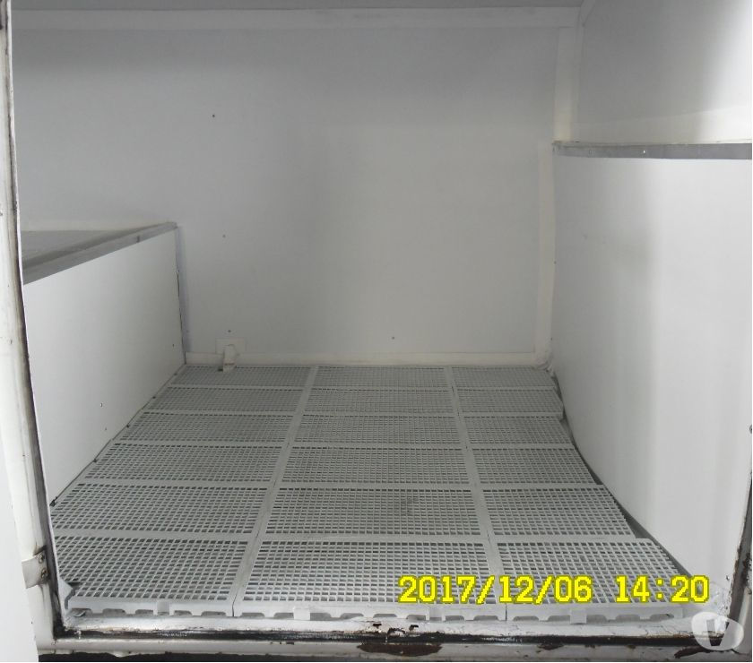 VWKOMBI FURGÃO 1.6 ÁLCOOL 93 R$ 