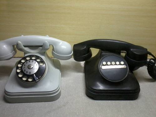 Antigos Telefones Baquelite P/ Restauro Ou Peças