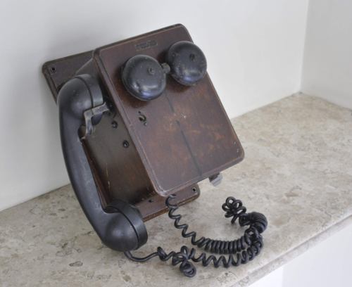 Telefone Antigo Feito Na Belgica