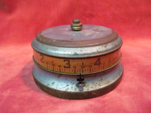 Antigo E Curioso Relógio - Molas Giratórias