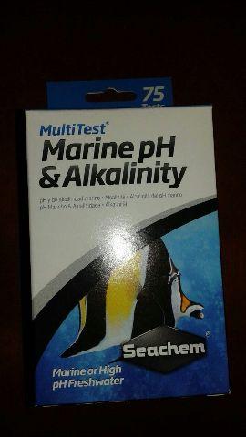 Teste de PH e alcalinidade para aquário marinho