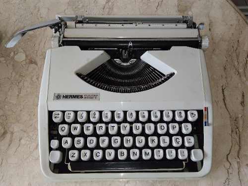 Máquina De Escrever Hermes Baby C/ Case