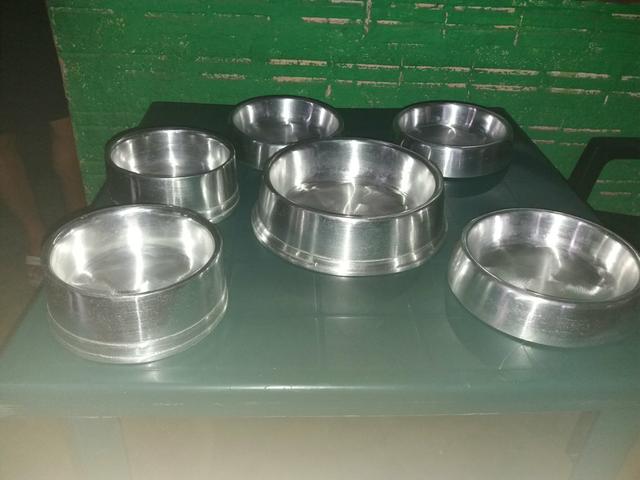 Bebedor de cachorro de alumínio