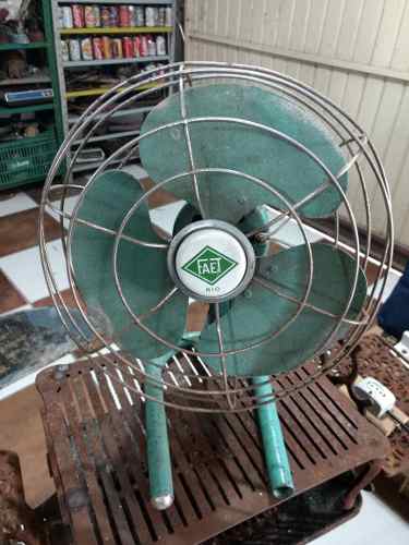 Ventildor Faet Verde De Mesa Antigo