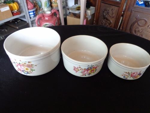 Tigelas (jogo Com 3) Em Porcelana Velha Pedreira